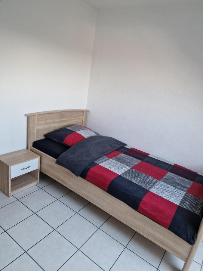 Monteurzimmer/Ferienwohnung Brauckstrasse, 글라트베크 외부 사진